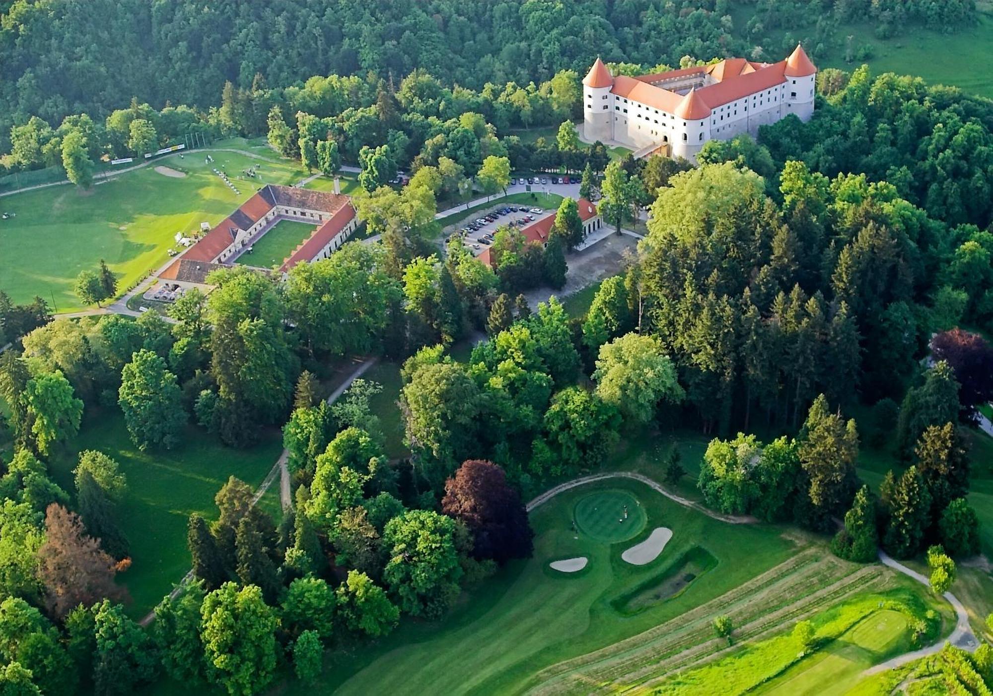Mokrice Castle Estate Hotel Obrezje ภายนอก รูปภาพ